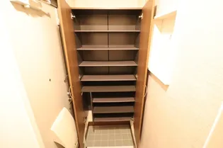 メゾン ボヌールI【1階】の玄関