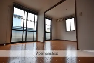 ブルーバード【1階】の居間