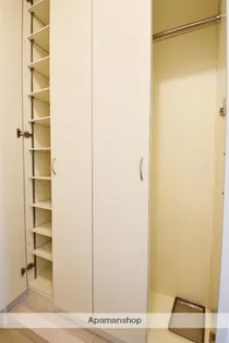 ライジングサン【4階】の内装