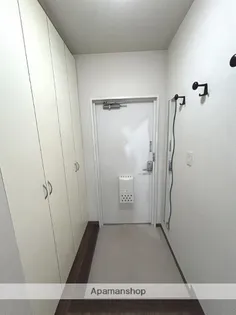 ライジングサン【5階】の玄関