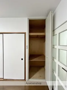 ライジングサン【1階】の内装