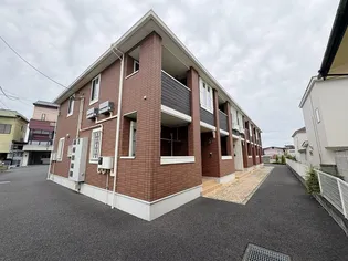 メゾン・ド・ジュネス【2階】の外観