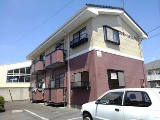 ファミールメゾンPⅤ【1階】の外観