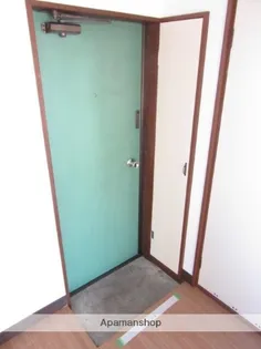 ニートパレス【2階】の玄関