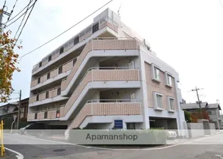 メゾン ラクールの画像