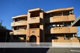 アールモニA・B【3階】の外観