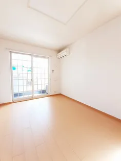 シュタイン ノルデン【1階】の居間