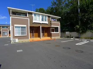 ラリュールA【1階】の外観