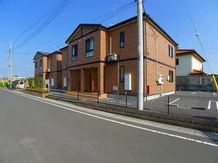 シャルマン・ドゥ・ヴィラA【2階】の外観