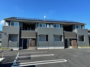 CHARMY【1階】の外観