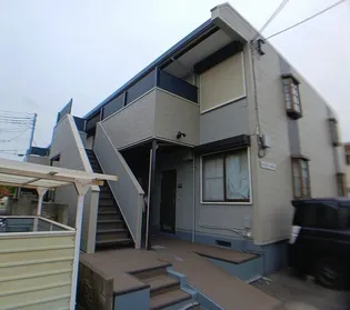 ベルゾーネ城座【1階】の外観