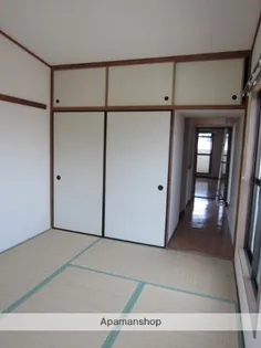 エルベマノワール【2階】の内装