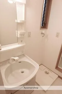 キューブコンポ【2階】の内装