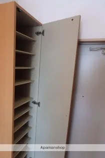 キューブコンポ【2階】の内装