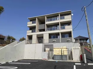 リッシュ リヴィエールの画像