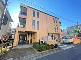 パークアベニュー【2階】の外観