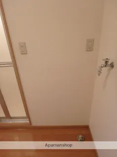 第2グリーンパレス【2階】の内装