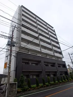 アン・ボルヌ【6階】の外観