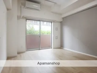 ユリカロゼAZEST川口【4階】の居間