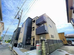 カサ デ ルーナ(CASA DE LUNA)【303号室号室】の外観