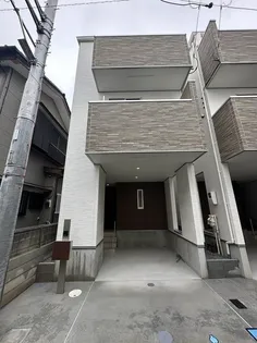 埼玉県川口市南鳩ヶ谷6丁目【一戸建】の外観