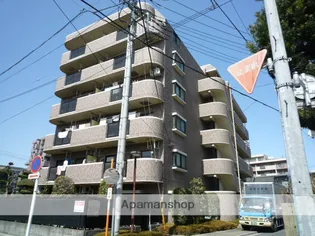 アゼル川口の画像