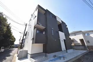 埼玉県さいたま市見沼区大字小深作【アパート】の外観