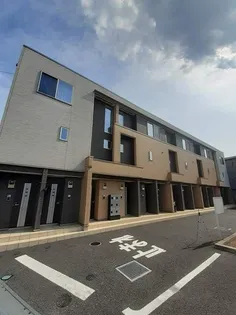 メゾン グレーシア【3階】の外観