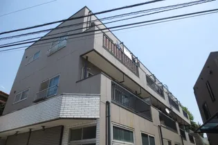 ヴィラ松本【3階】の外観