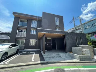 インペリアルヒルズ【3階】の外観