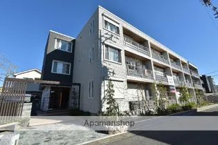 リージャン【3階】の外観