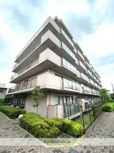 ピエール草加【5階】の外観
