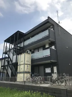 リブリ フェリーチェメンテの画像