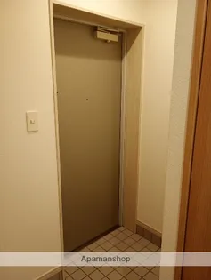 REFIND MOTOBUTO【3階】の玄関