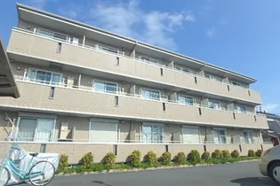 アムール赤山の画像