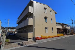 グランシャリオ【2階】の外観