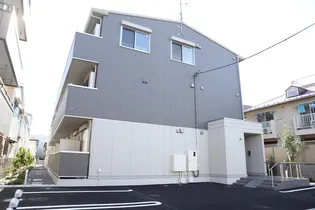 エンペラー B【3階】の外観