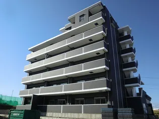 クラン モラ【5階】の外観