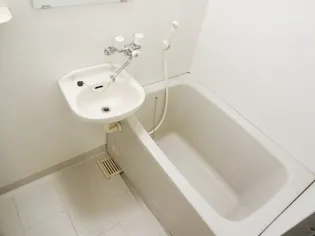 カーサ クーナ【1階】の風呂