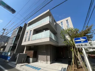 クレール・ド・ベルヴィル【2階】の外観