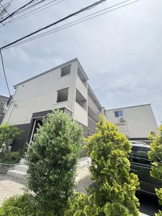 プレシャスガーネット【2階】の外観