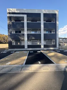 サン フォレストⅤ【3階】の外観