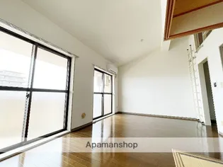 オーチャードヴィレッヂ【5階】の内装