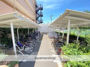 オーチャードヴィレッヂ【5階】の外観