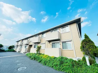 グランコート富士【1階】の外観