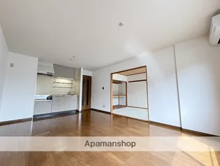 ロイヤルコートⅡ【101号室】の内装