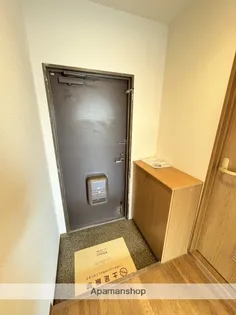 ロイヤルコートⅡ【101号室】の玄関