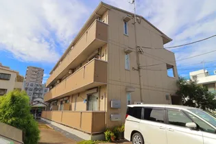 エスト レザンの画像