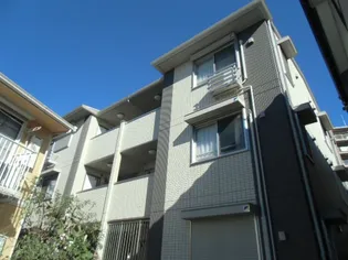 スプルース ヴィラ【1階】の外観