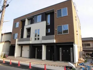 シュティル ラフレシールの画像